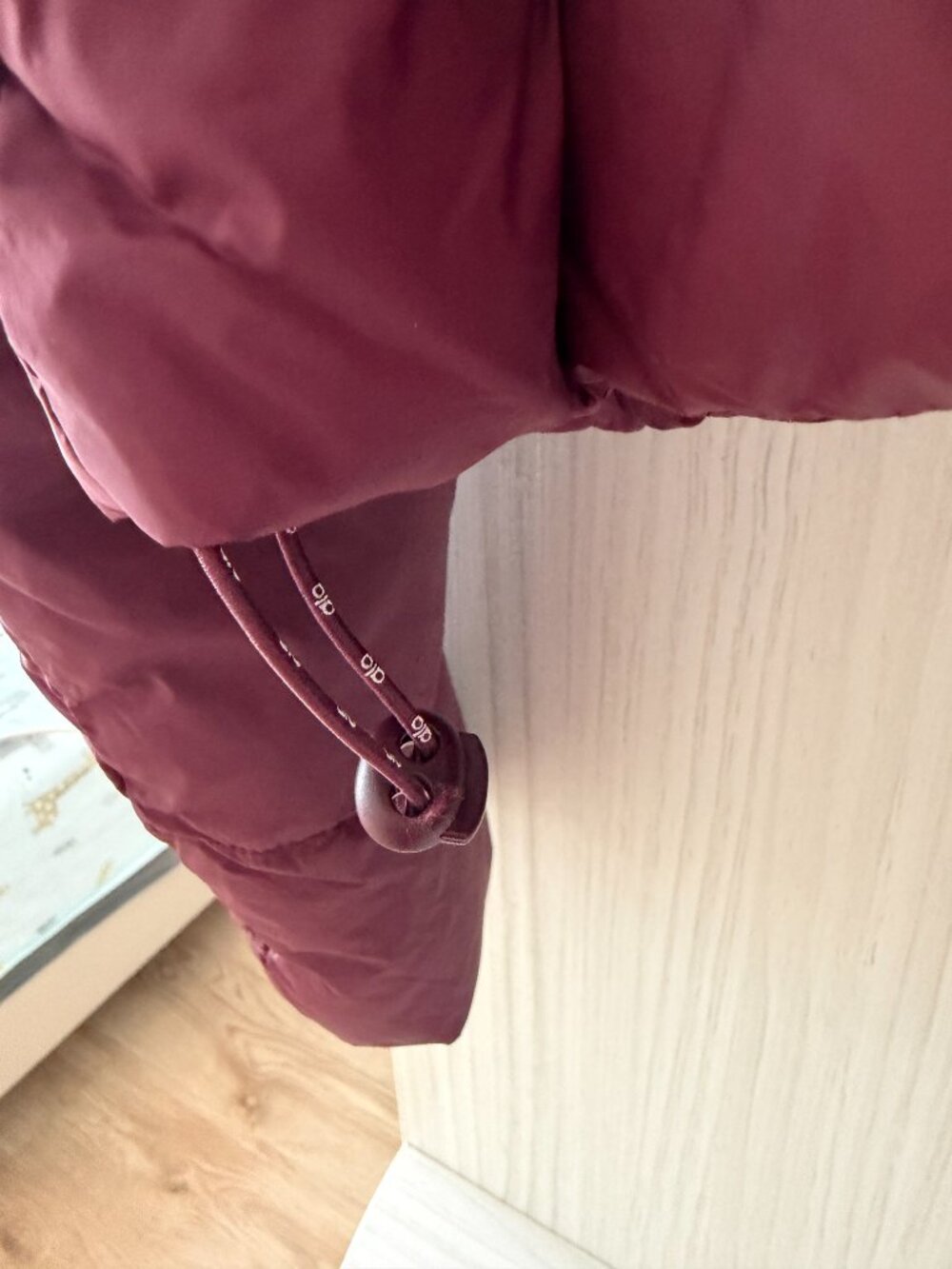 Alo Yoga Gold Rush Puffer Limited Color Burgundy Size L - Picture 3 of 7